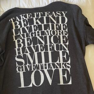 Sundry Take It Easy Graphic On Back. Lightweight thermal.  Size 4